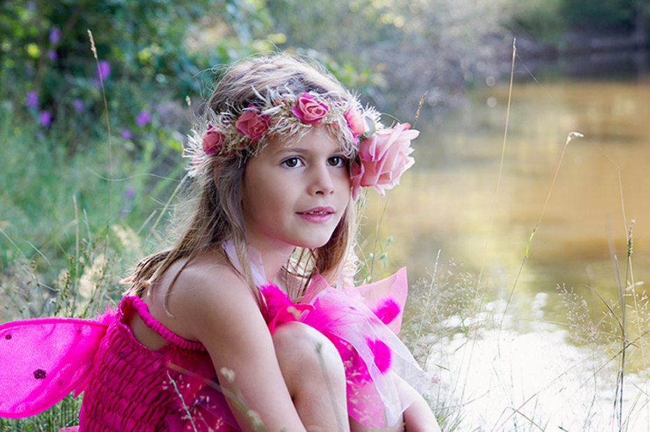 Die kleinen Feen im Märchenwald